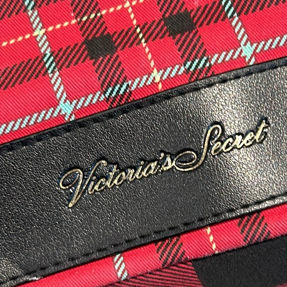 Victoria’s Secret Red Plaid Signature Weekend Tote Bag Purse - Picture 3 of 11